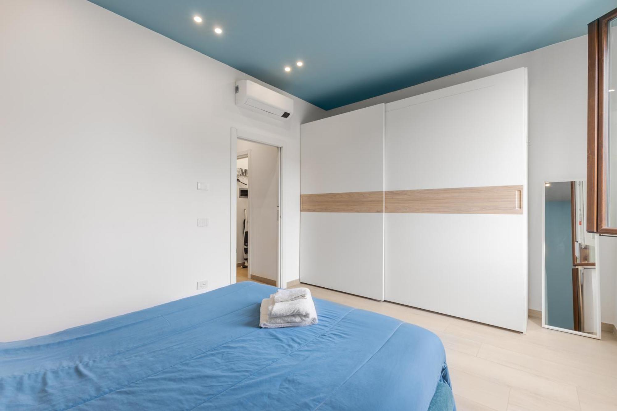 Minimal House - 4Persone - Centro Apartment Milan Luaran gambar